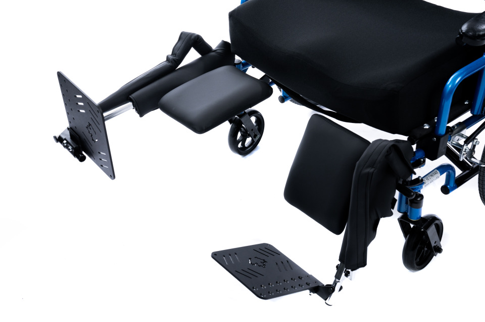 elevating articulating legrest